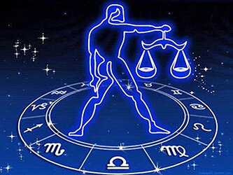 Гороскоп для Весов на 2017 год: женщина и мужчина, любовный гороскоп